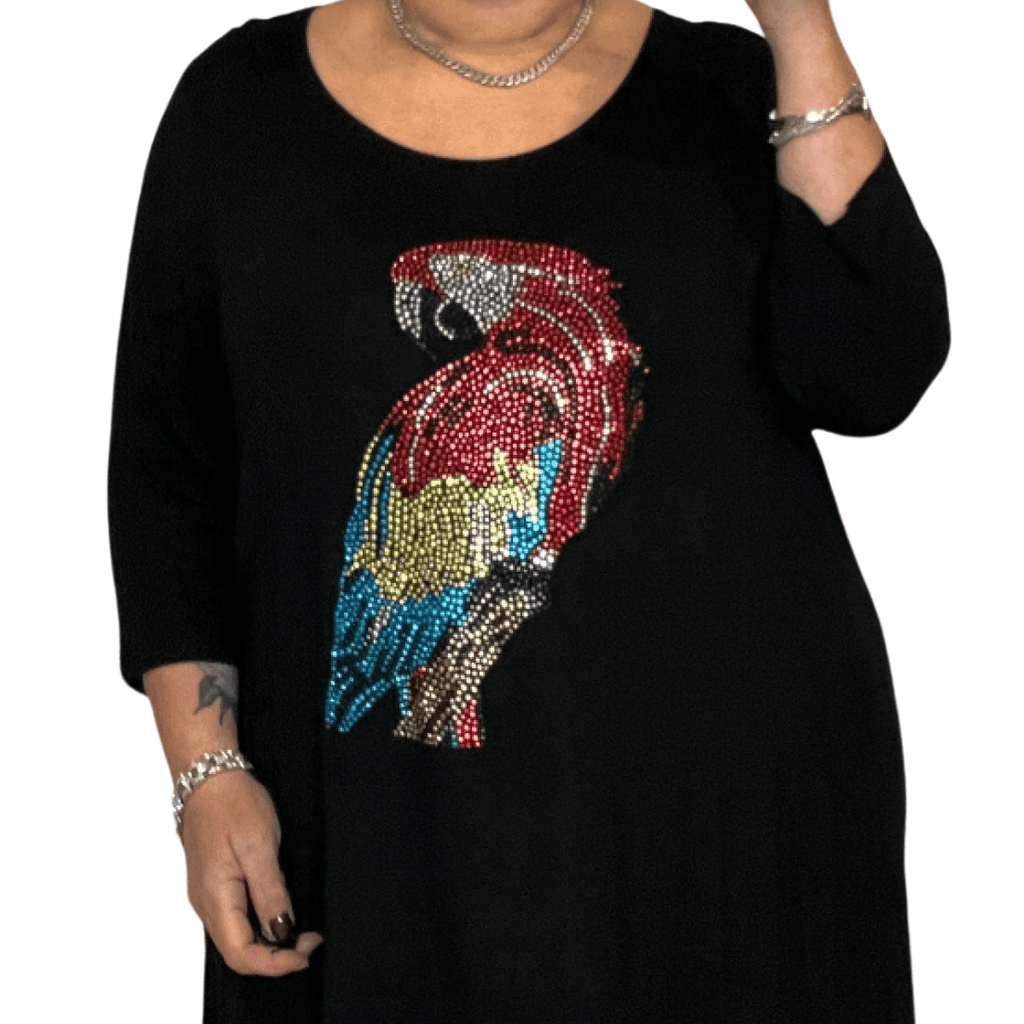 ROCKTHOSECURVES STUDDED PARROT 3/4 SLEEVE DIPPED HEM TOP - FullFab