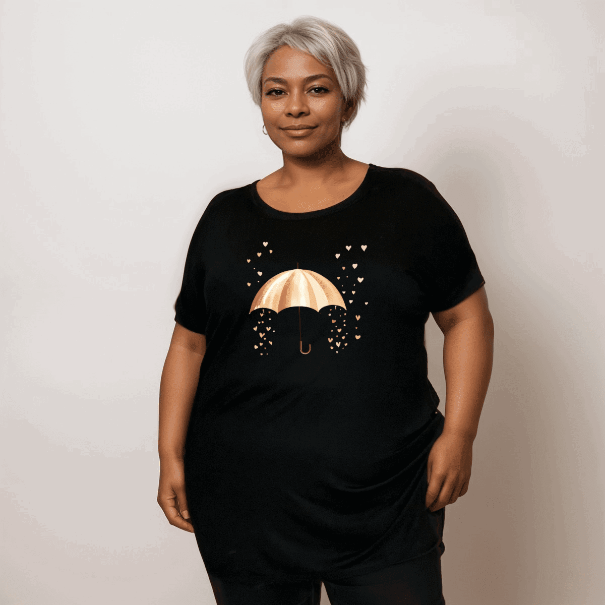 BLACK DIPPED HEM T-SHIRT WITH UMBRELLA HEARTS - FullFab