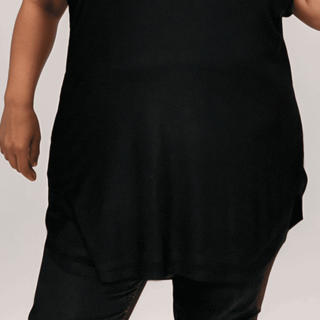 DIPPED HEM T-SHIRT WITH SIGNATURE R PINK LOGO - FullFab