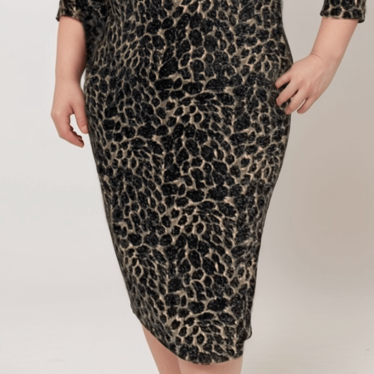 Sparkly 3/4 Sleeve Midi Dress - FullFab