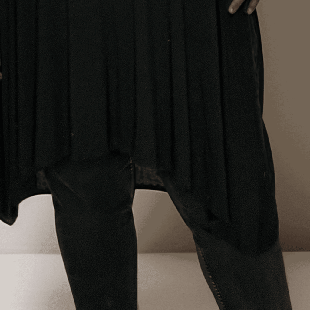LONG HANKY HEM TOP WITH FLUFFY PAW - FullFab