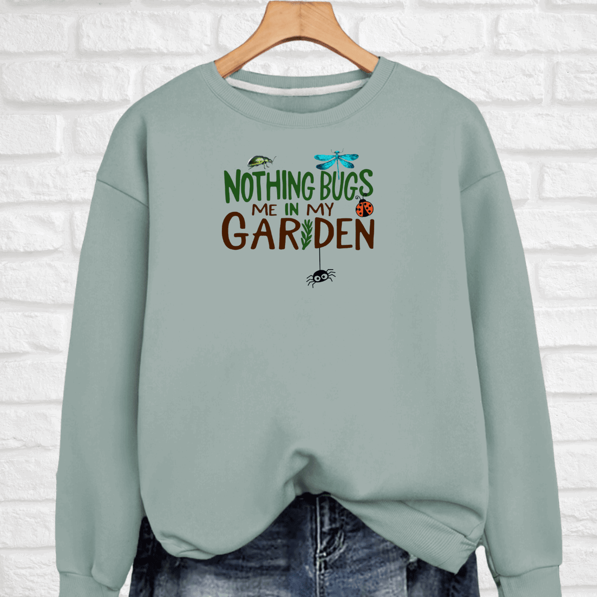 “Nothing Bugs Me in My Garden” Sweatshirt - FullFab