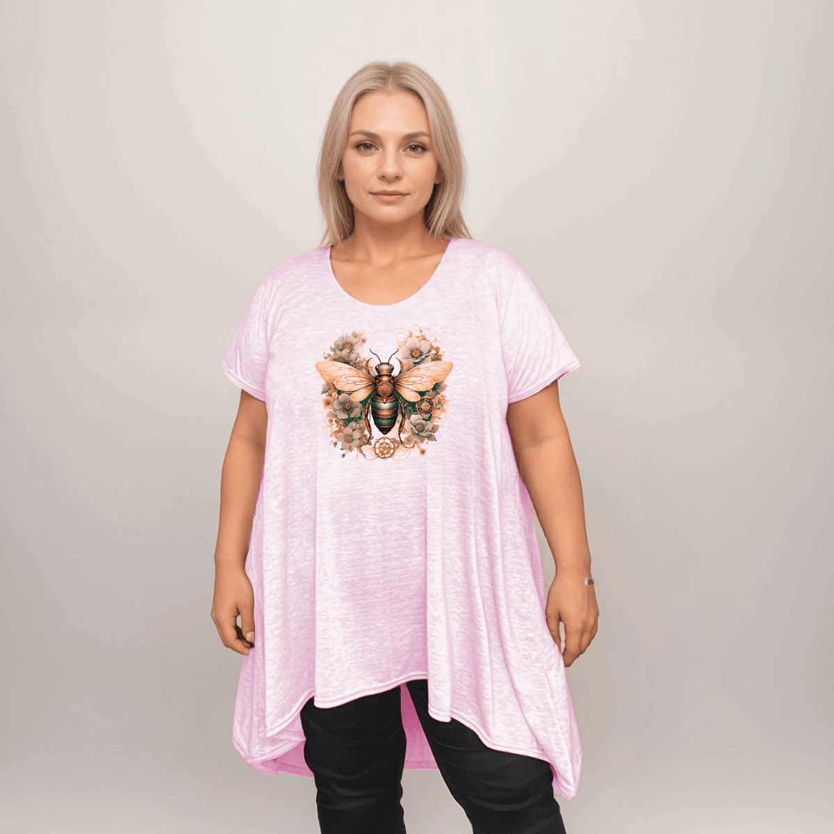 Plus‑Size Bee Print Pastel Short Sleeve Swing Top with Hanky Hem - FullFab