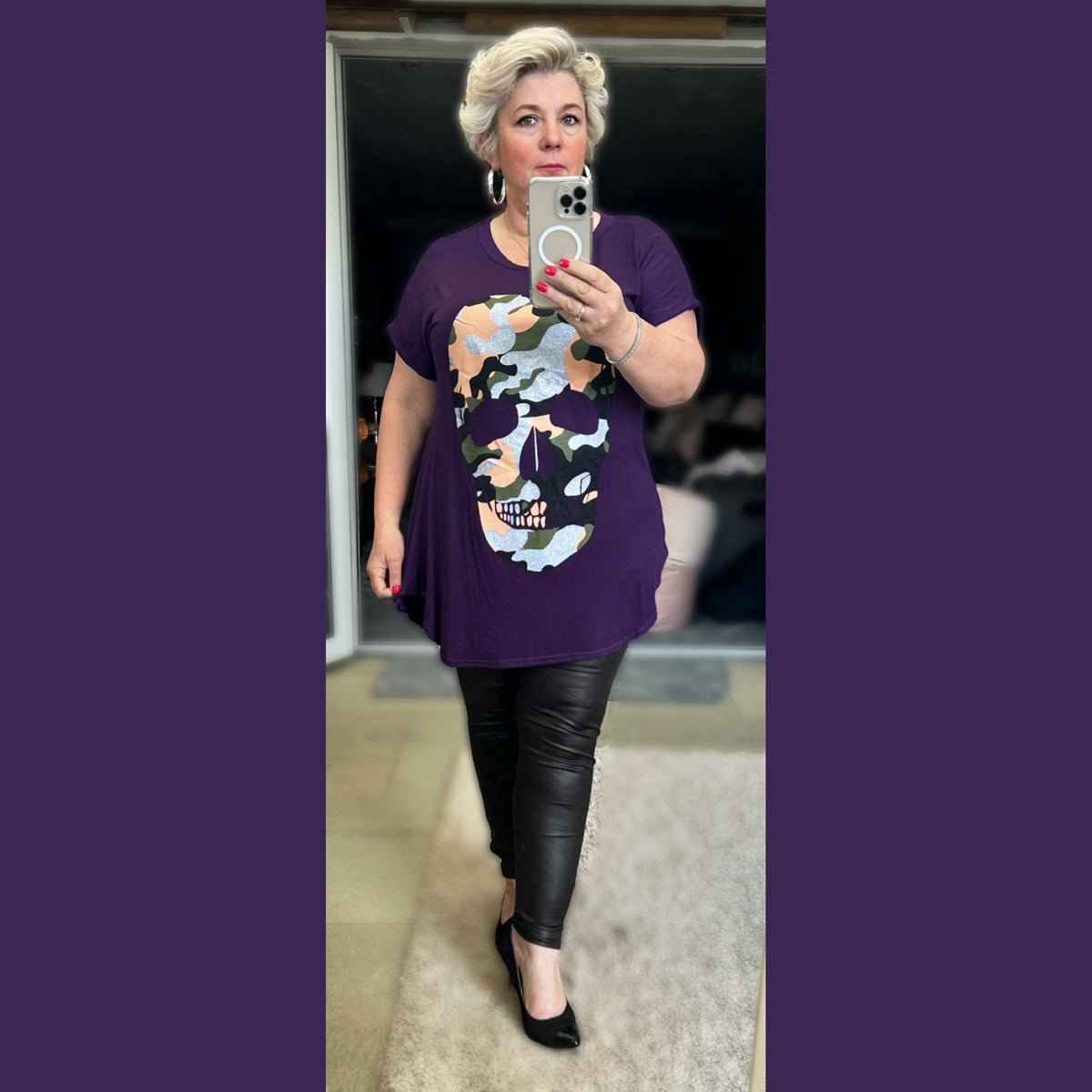 Dipped Hem Short Sleeve Glitter Skull T-Shirt